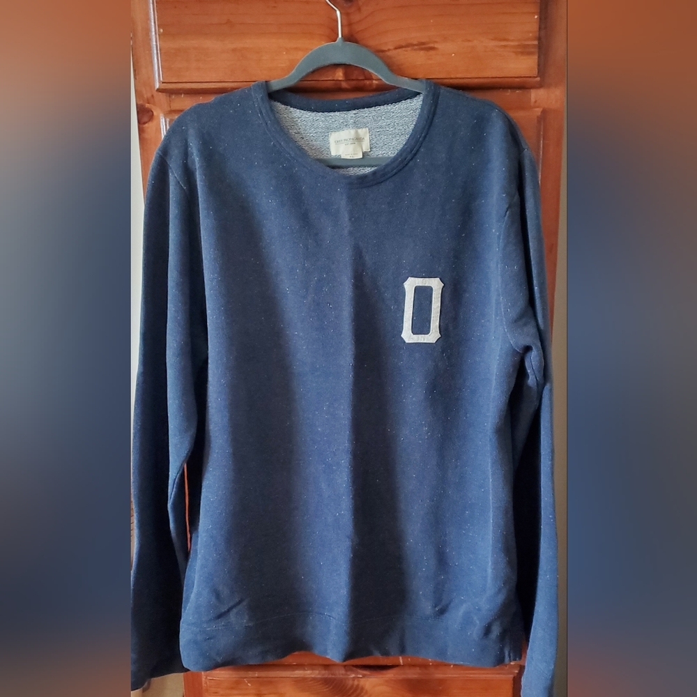 XL long sleeve blue OBEY propaganda, crewneck pullover sweater